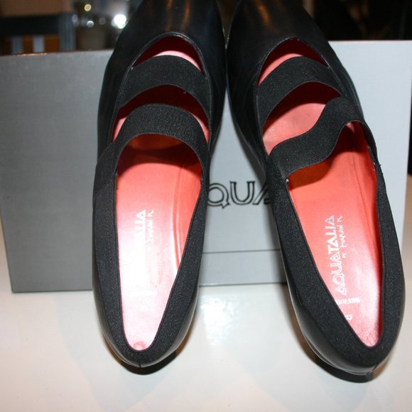 AQUATALIA Black Nappa Leather Weatherproof 1 3/4" Wedge Flat 8Medium - Picture 12 of 16